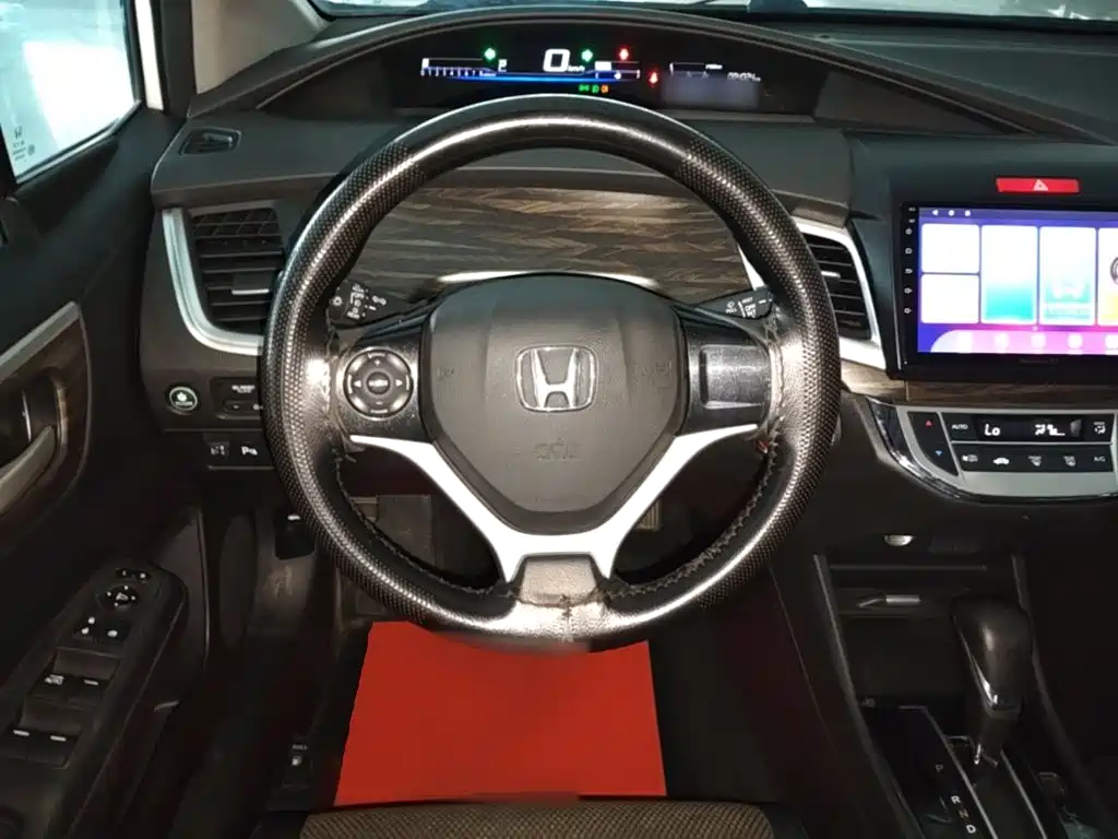 Honda Jade — миниатюра 11