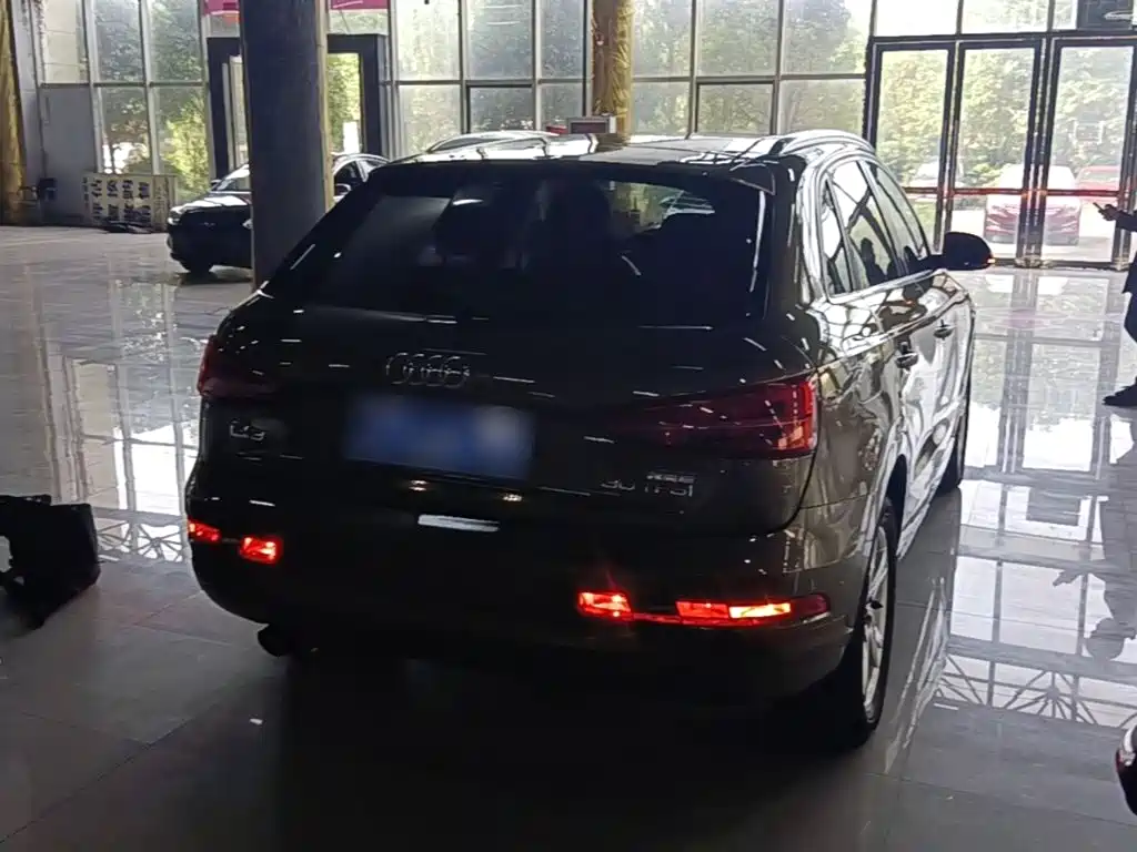 Audi Q3 — миниатюра 7