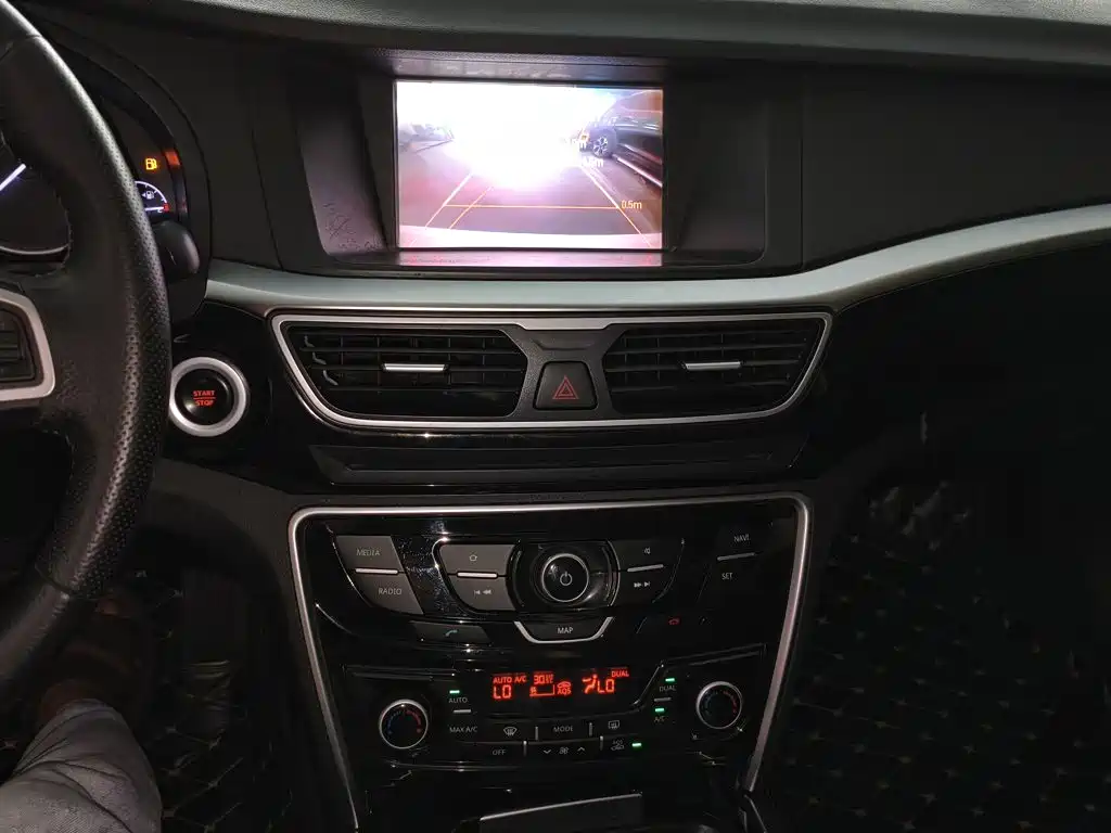 Geely Borui — миниатюра 13