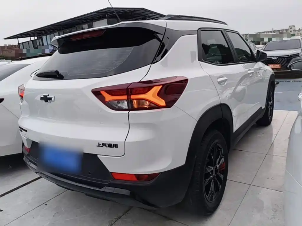 Chevrolet Tracker — миниатюра 7