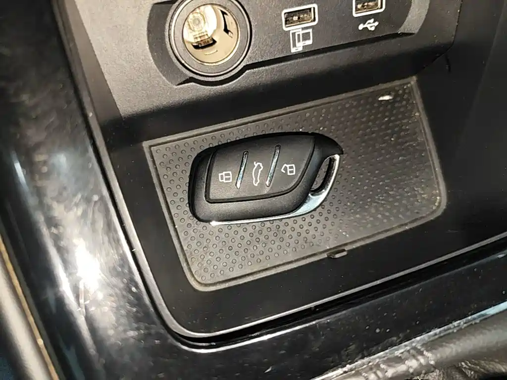 Roewe i5 — миниатюра 9
