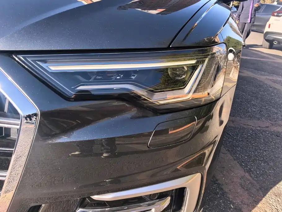 Audi A6L — миниатюра 5