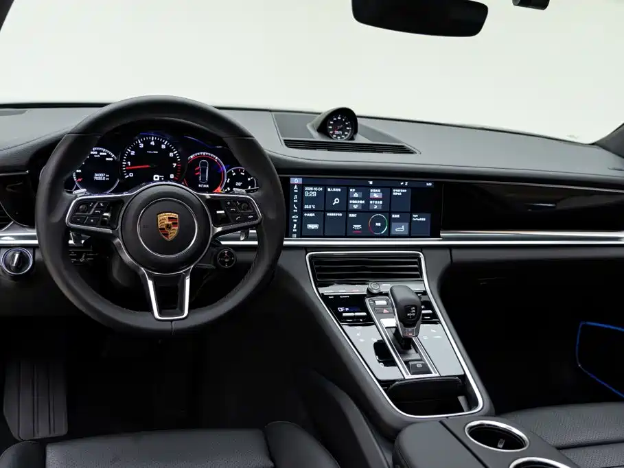 Porsche Panamera — миниатюра 11