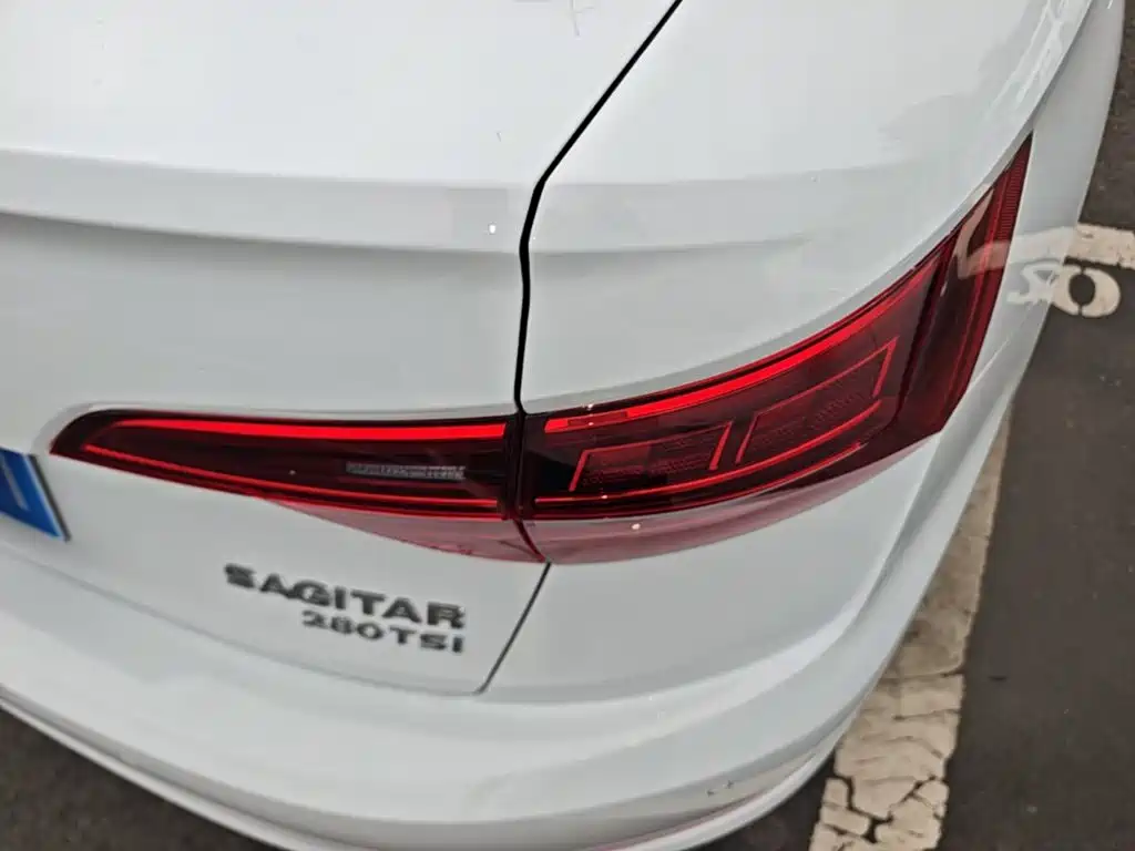 Volkswagen Sagitar — миниатюра 8