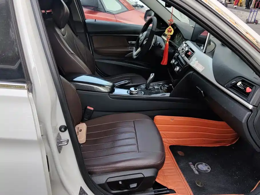 BMW 3 Series — миниатюра 7