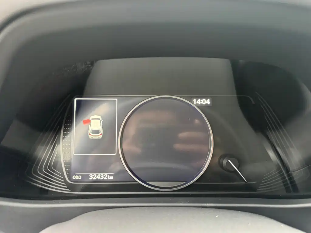 Lexus UX New Energy — миниатюра 4