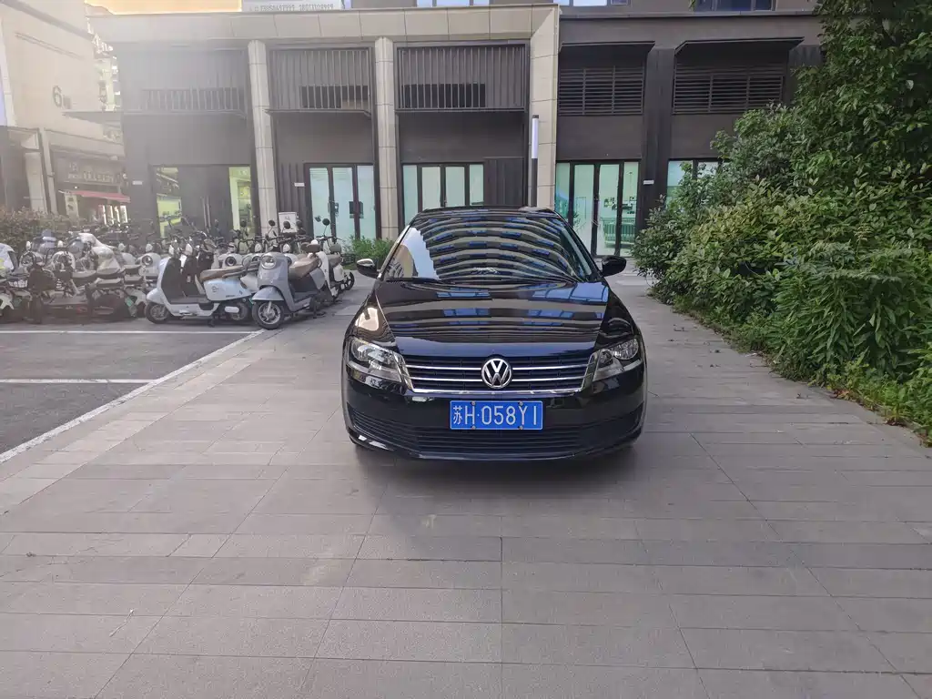Volkswagen Lavida 2015