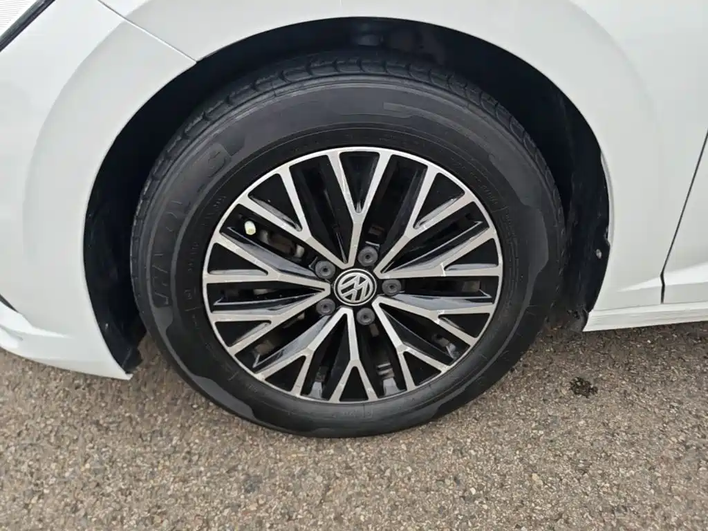 Volkswagen Sagitar — миниатюра 23