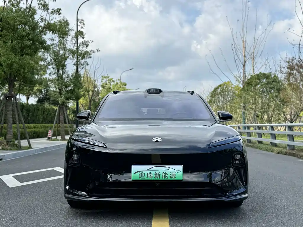NIO ET5T — миниатюра 2