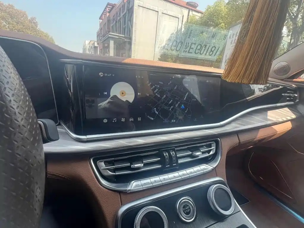 Hongqi H9 2022 2.0T