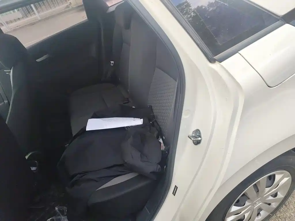 Honda Fit — миниатюра 13
