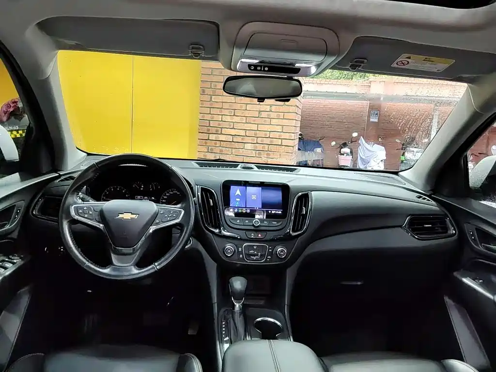 Chevrolet Equinox — миниатюра 12