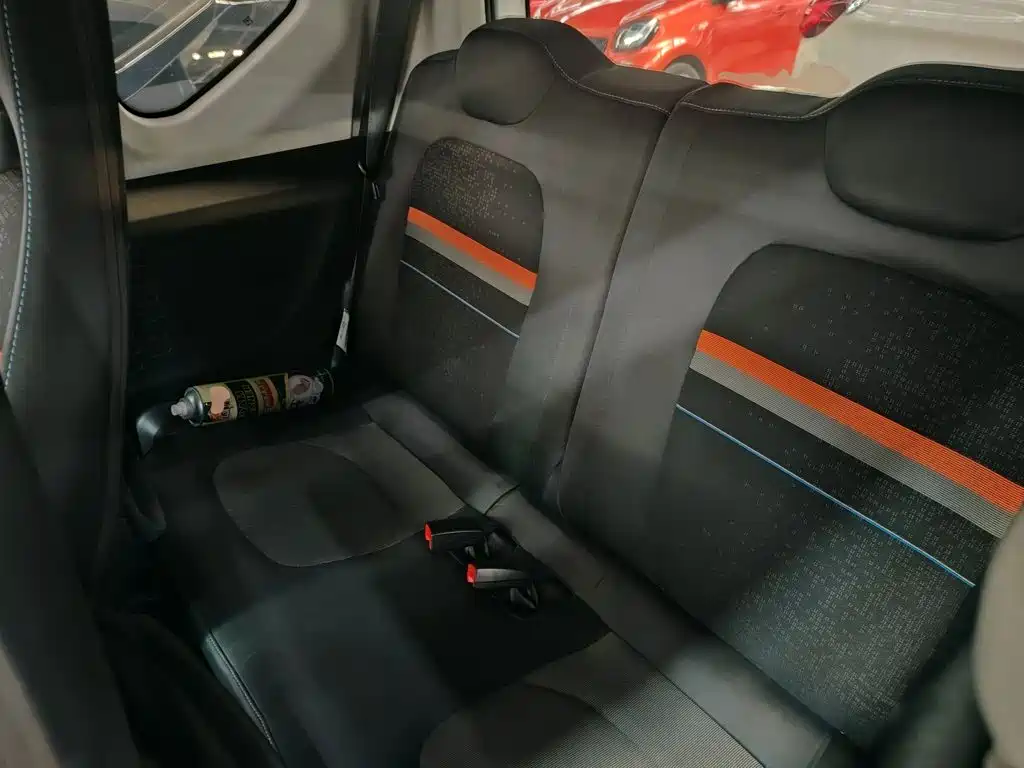 Wuling MINIEV — миниатюра 17