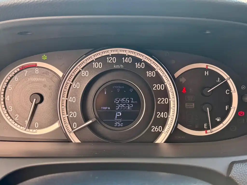 Honda Accord — миниатюра 8