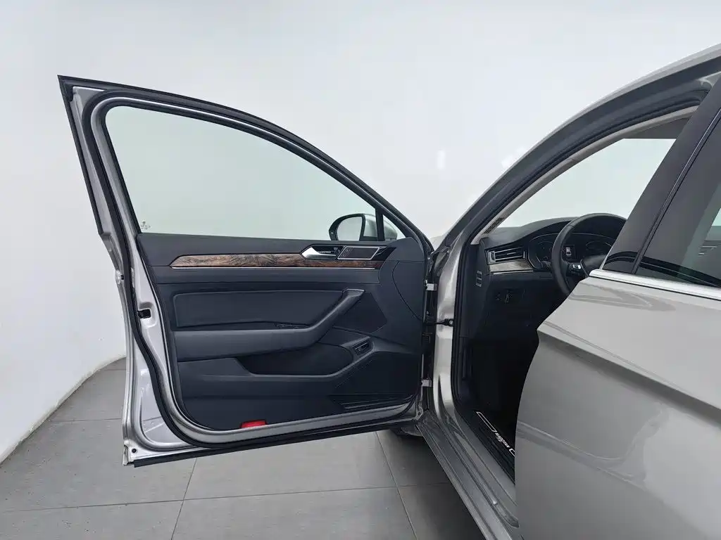Volkswagen Magotan — миниатюра 8