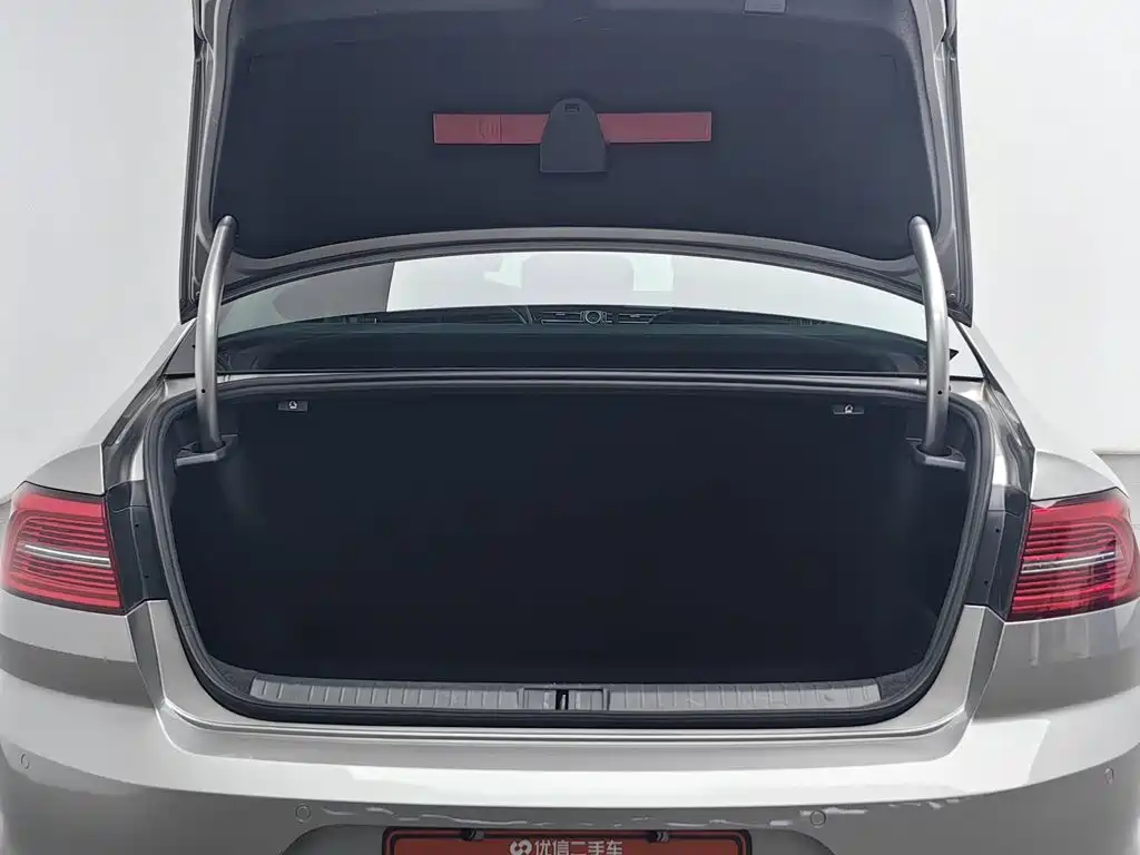 Volkswagen Magotan — миниатюра 16