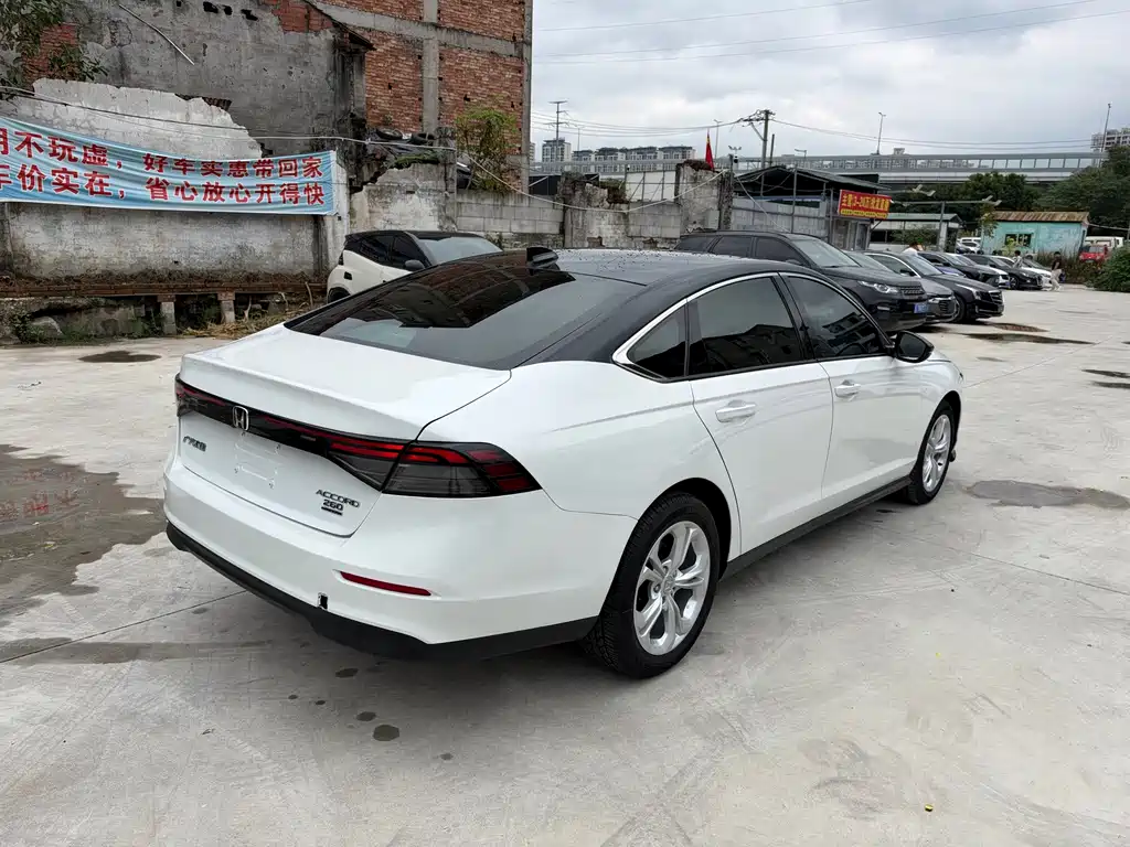 Honda Accord — миниатюра 5