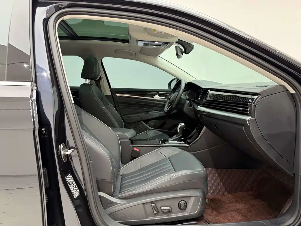 Volkswagen Passat — миниатюра 18