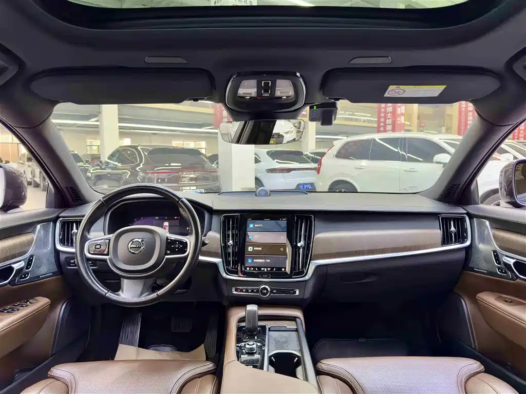 Volvo V90 2022 Cross Country B5 AWD