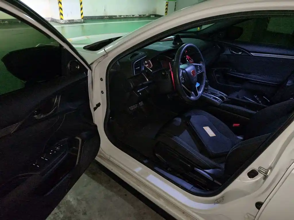 Honda Civic — миниатюра 12