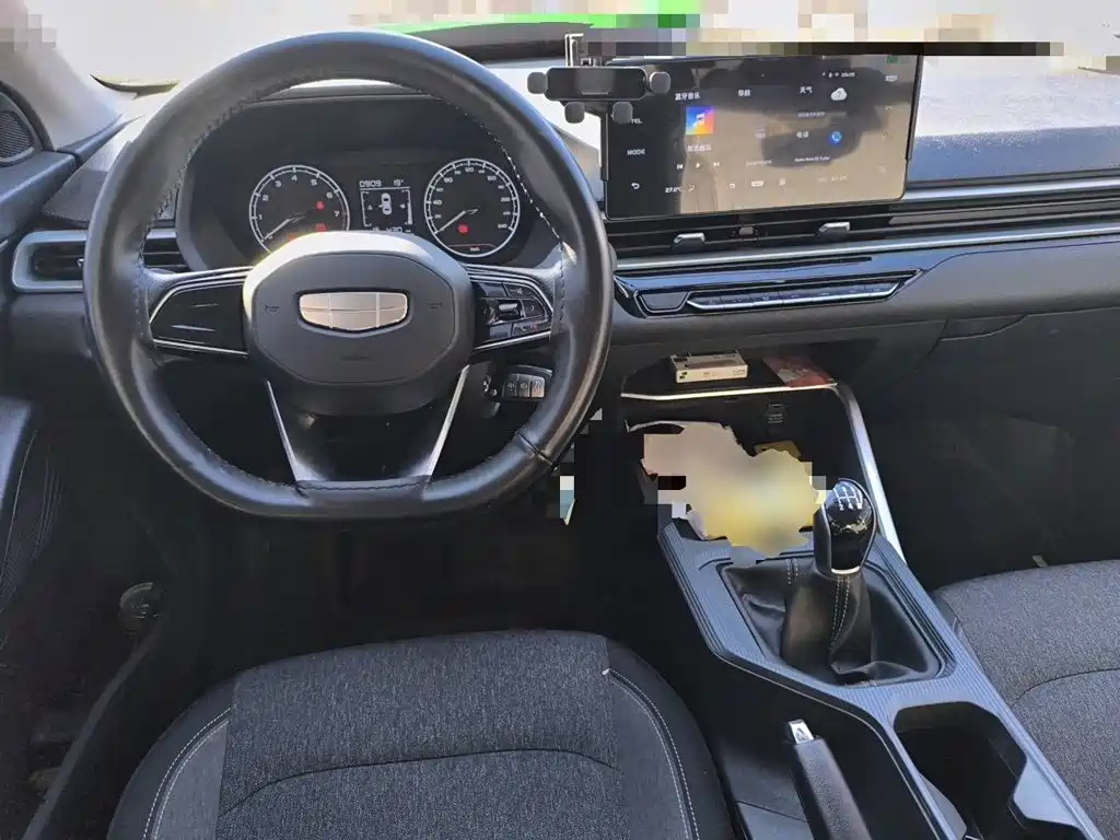 Geely Emgrand — миниатюра 11