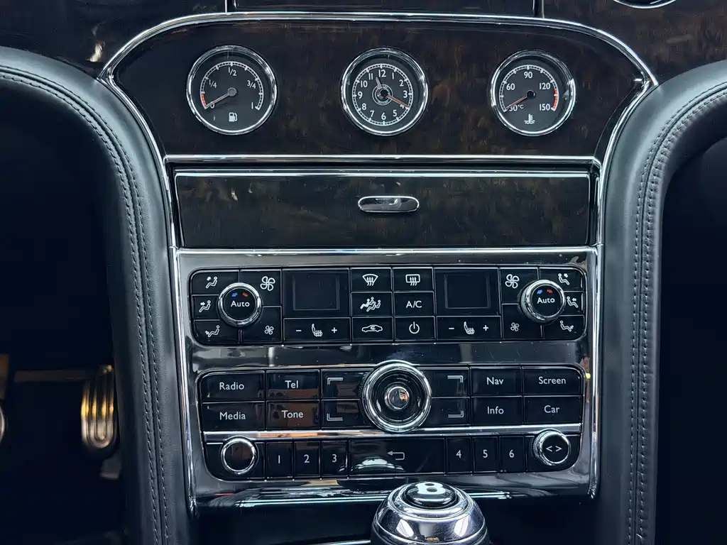 Bentley — фотографии объявления, Фото 17