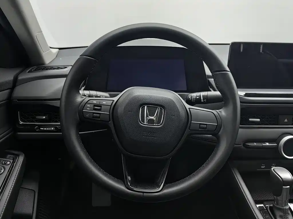 Honda Inspire — миниатюра 11
