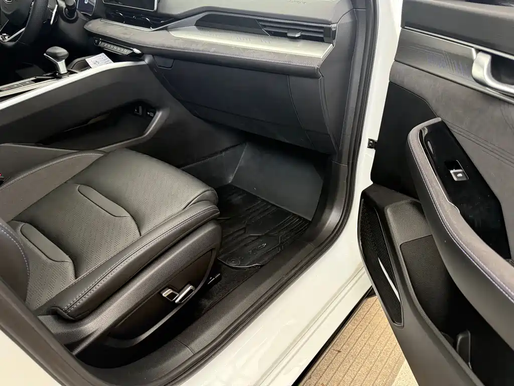 GEELY AUTOMOBILE XINGRUI