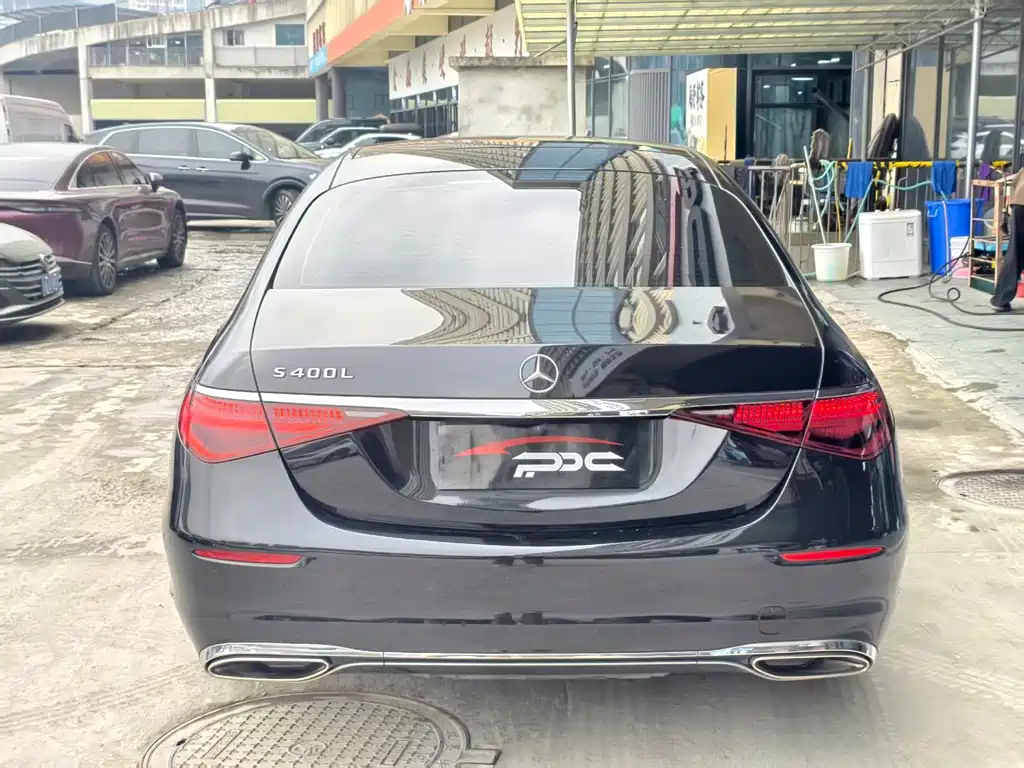 Mercedes-Benz S-Class — миниатюра 13