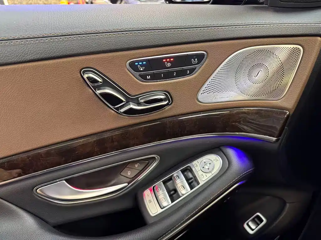 Mercedes-Benz S-Class — миниатюра 12
