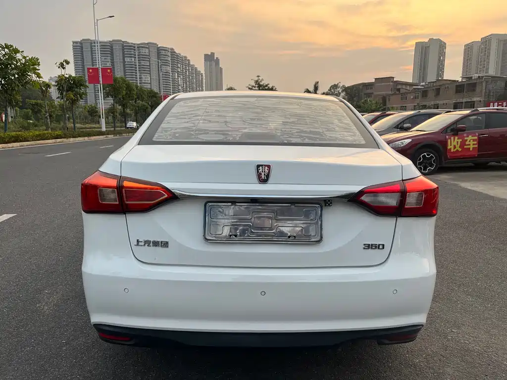 ROEWE 360