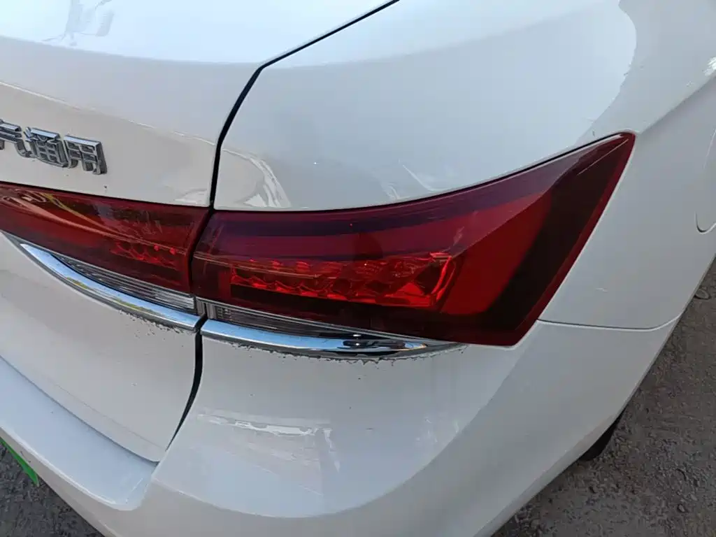 Buick Excelle — миниатюра 24