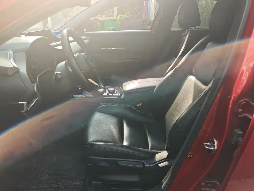 Mazda CX-30 — миниатюра 11