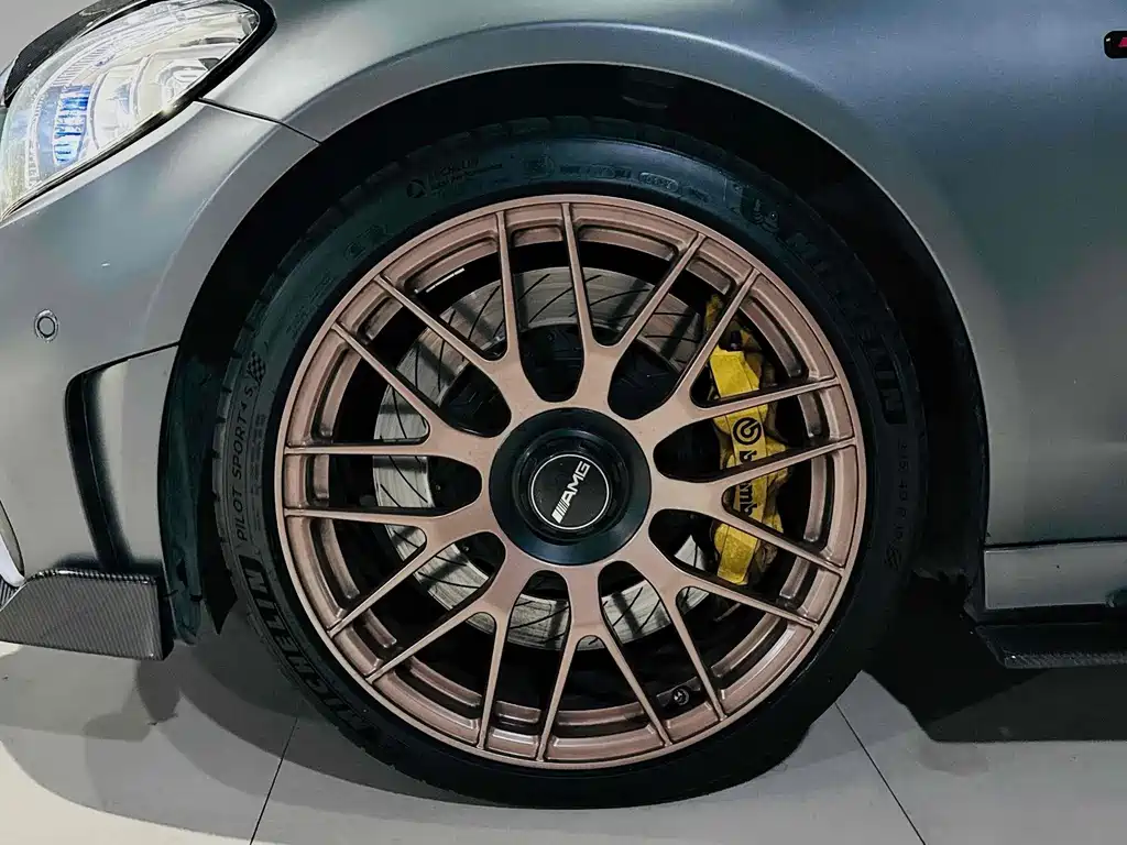 MERCEDES-BENZ C CLASS AMG