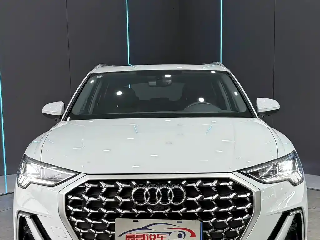 Audi Q3 — миниатюра 2