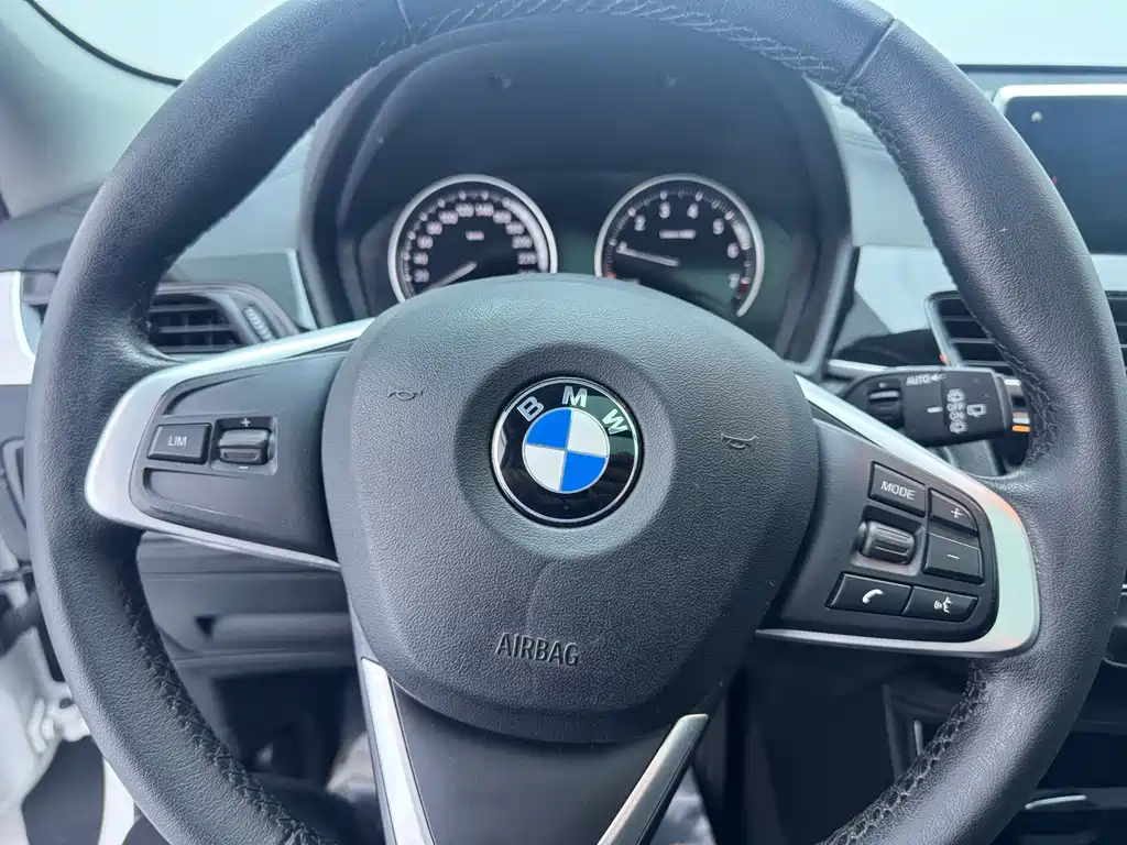 BMW X2 (Import) — миниатюра 9
