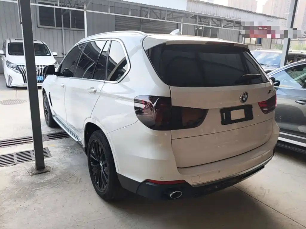 BMW X5 (Import) — миниатюра 5