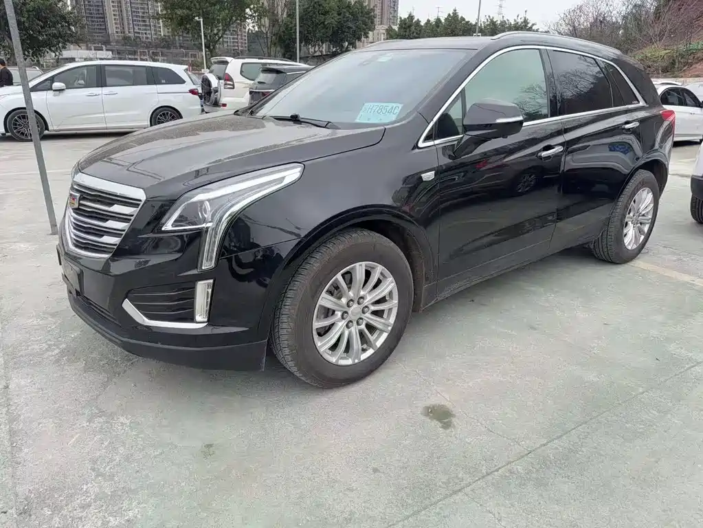 CADILLAC XT5