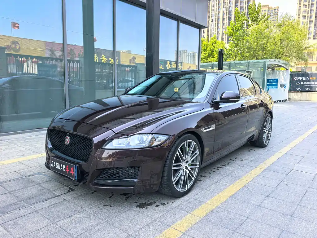 Jaguar XF 2016
