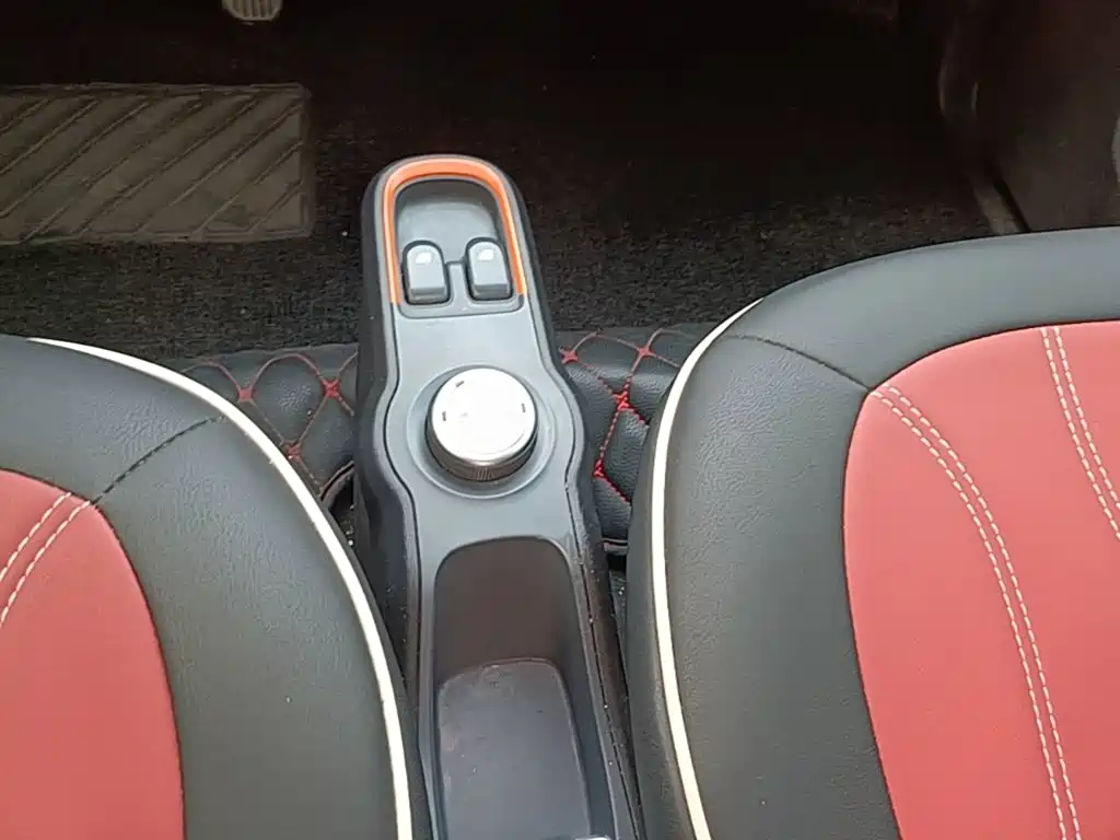Baojun E100 — миниатюра 14