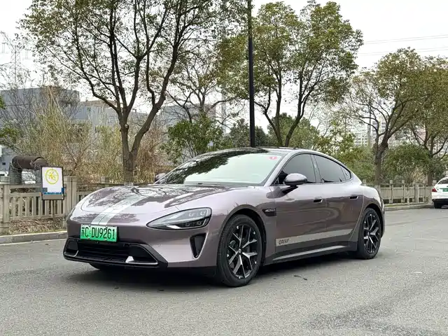 XIAOMI CAR XIAOMI SU7 2024