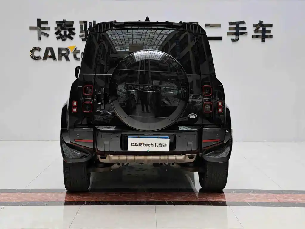 Land Rover Defender — миниатюра 12