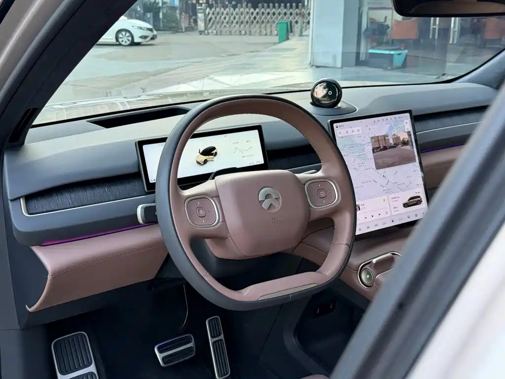 NIO ES8 — миниатюра 15