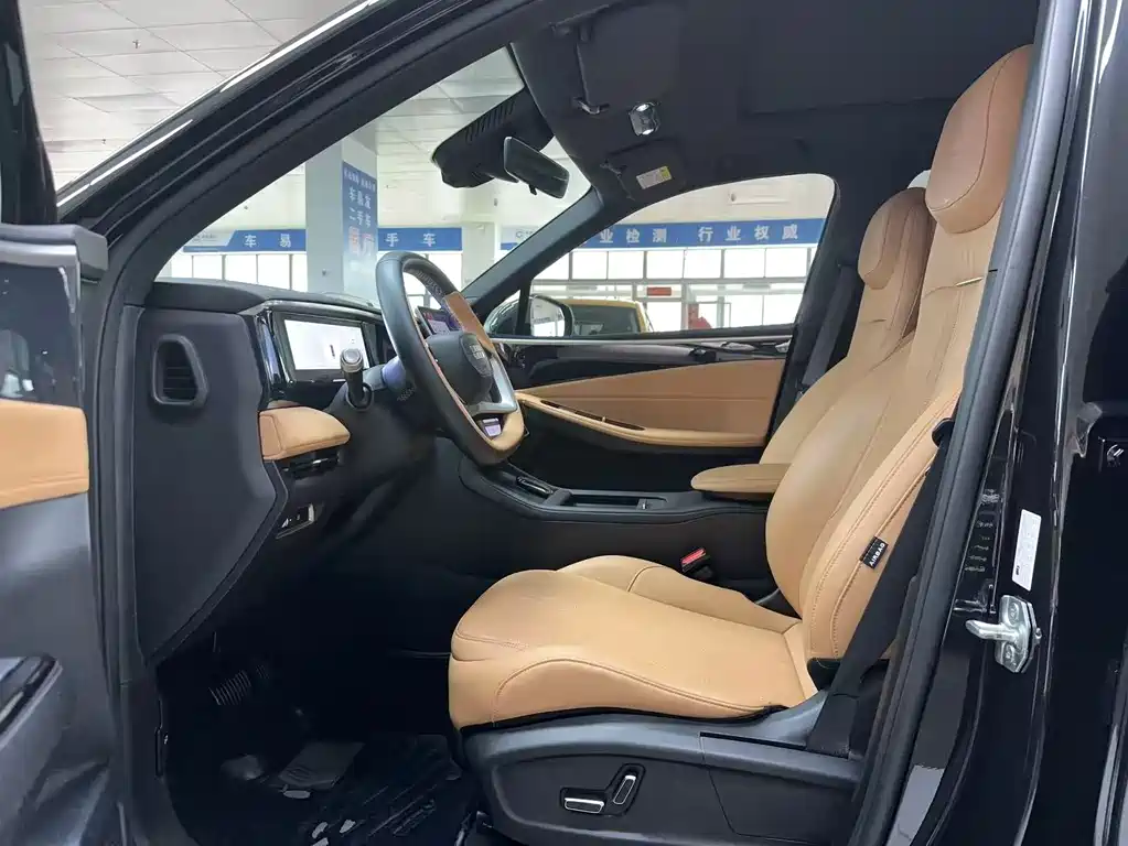 GEELY GALAXY GALAXY L7