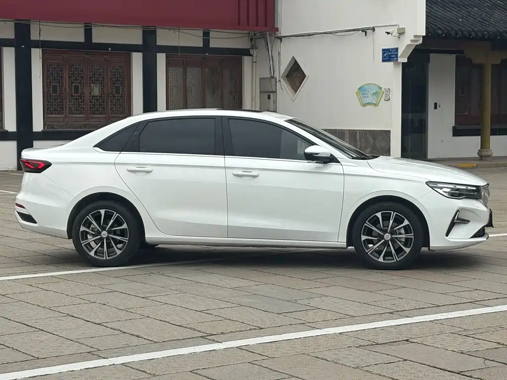 GEELY AUTOMOBILE EMGRAND