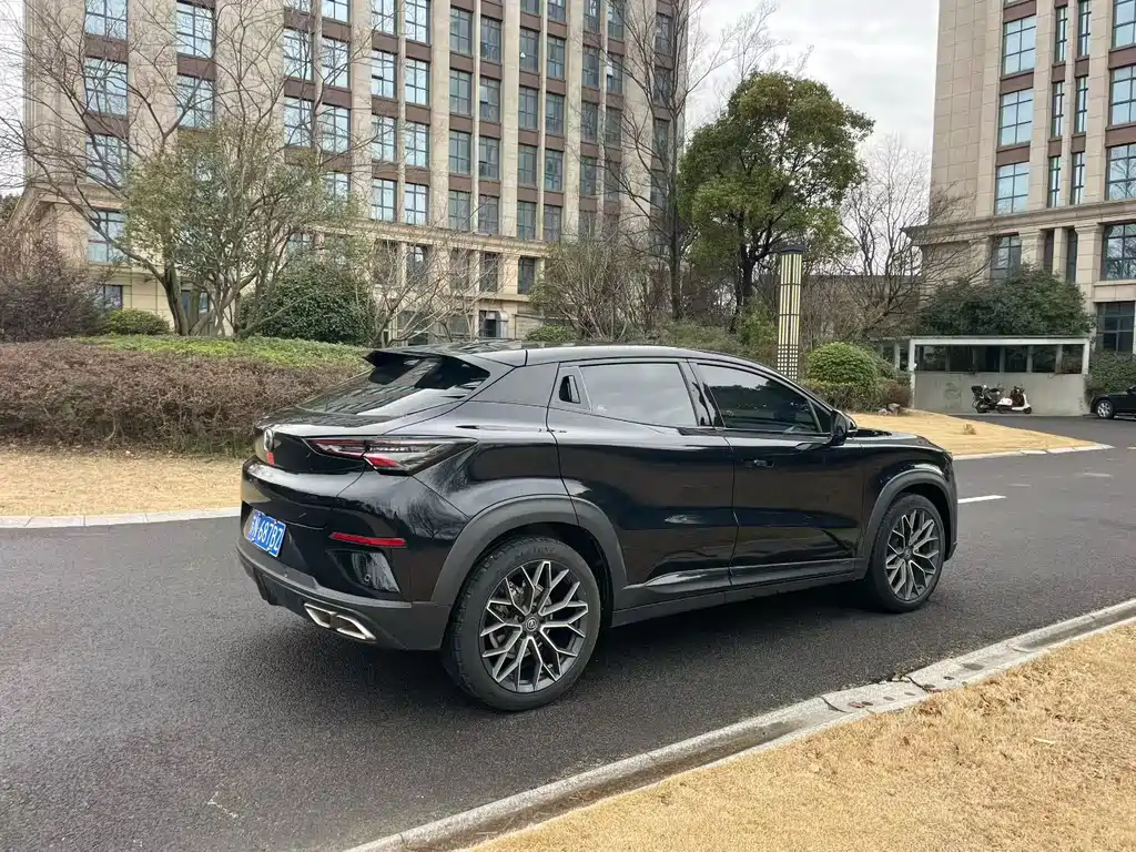 CHANGAN UNI T