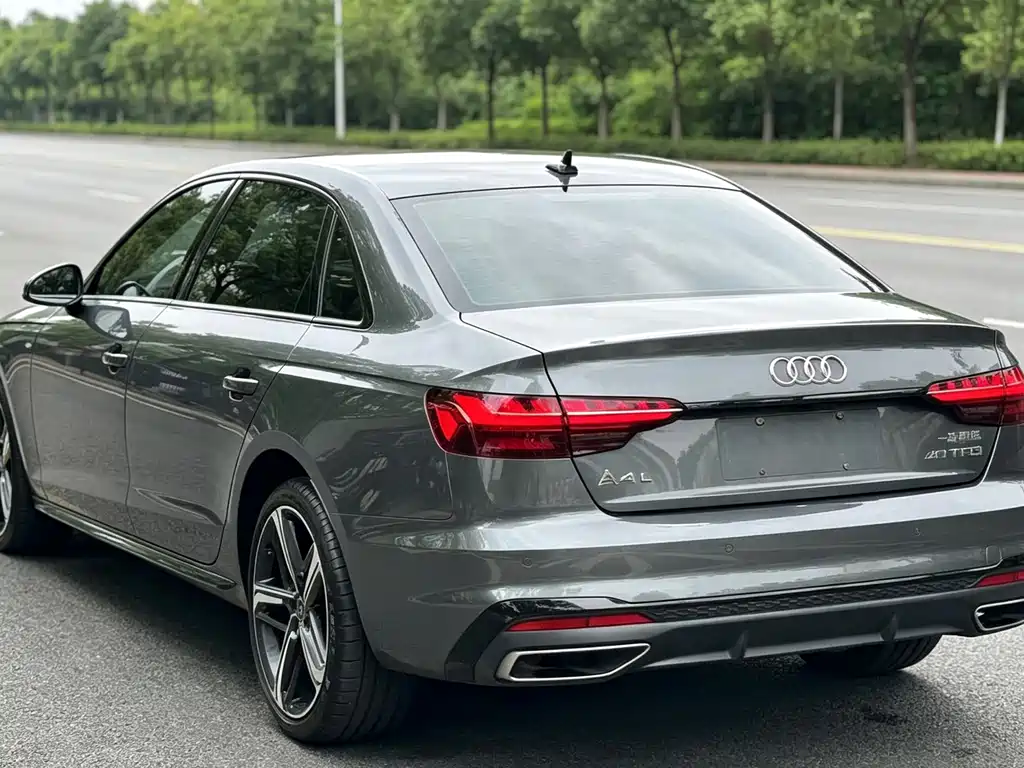 Audi A4L — миниатюра 4