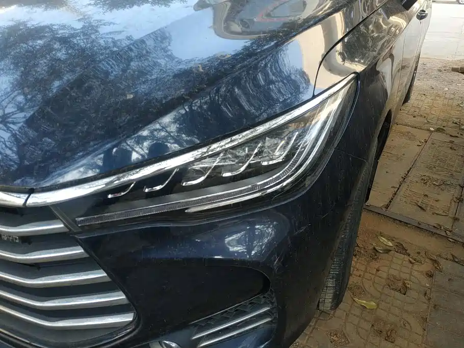 BYD MAX — миниатюра 5