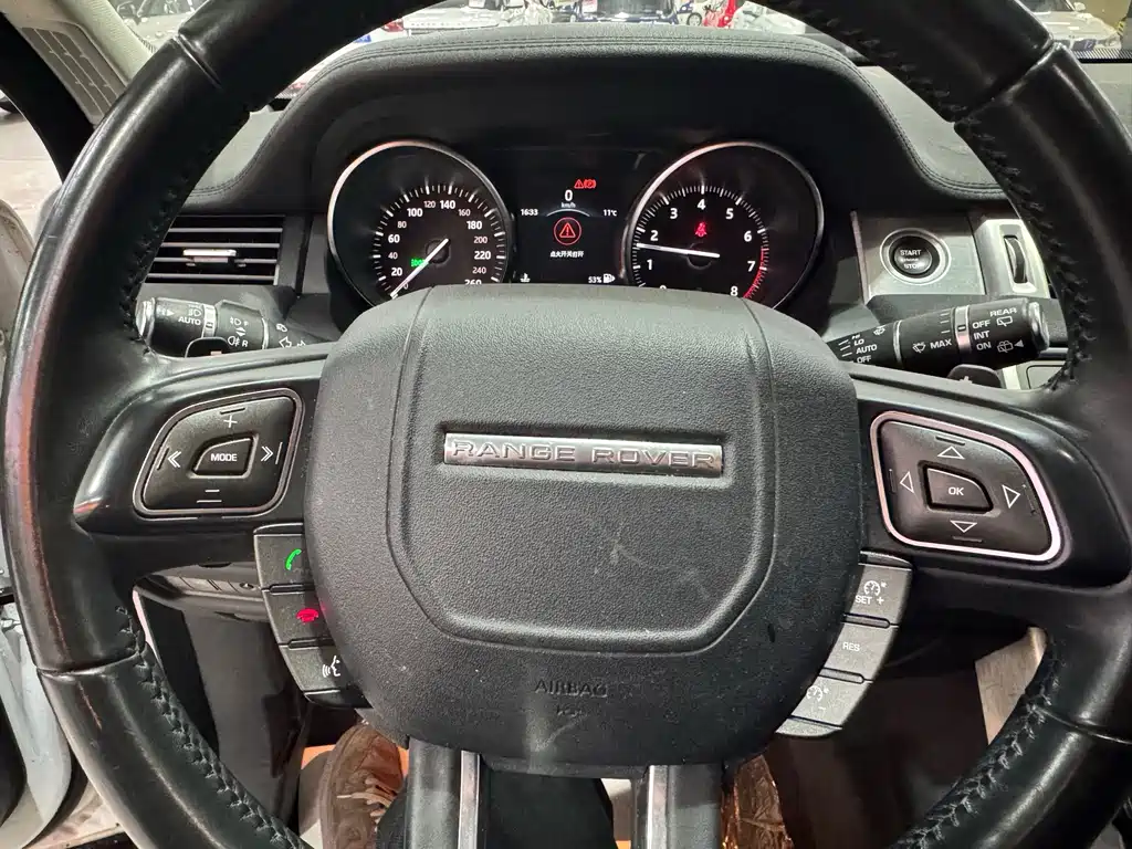 Land Rover Evoque — миниатюра 13