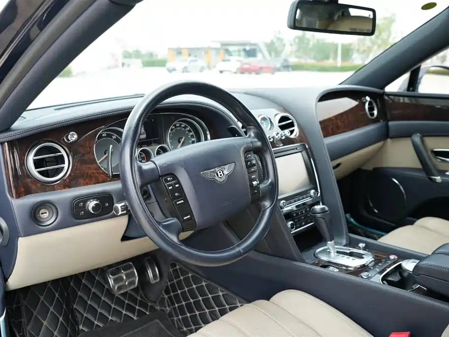 Bentley Flying Spur 2015 6.0T W12 Standard